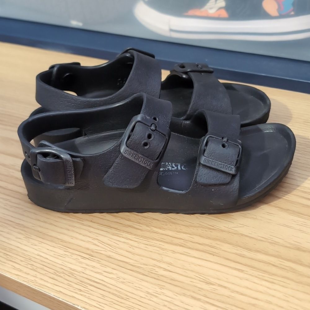 Birkenstock Milano EVA Black Sandals Kids 12-12.5/30